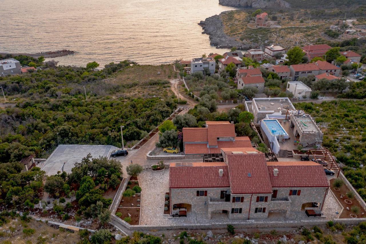 Villa Ariel 卢什蒂卡 外观 照片